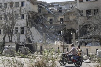 Beduinski bojovnici na juhu Syrie obnovili ofenzivu proti Druzoom
