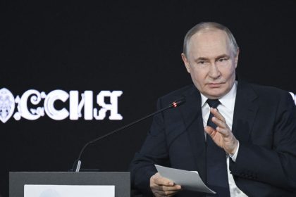 Je uz Putin zavisly od vojny Veri ze ju vyhra a s Trumpom sa dohodne