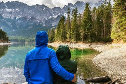 Kamenne more tunel v lese pseudokrater 5 uzasnych miest Slovenska