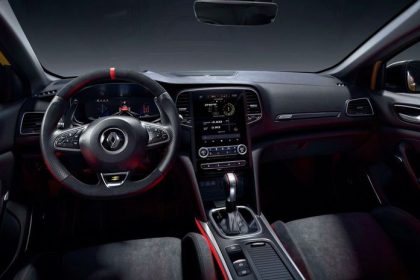 Koza v aute rozhadala aj ekologov Jedni za druhi proti