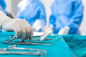 Na nove koleno ci bedrovy klb si pockate