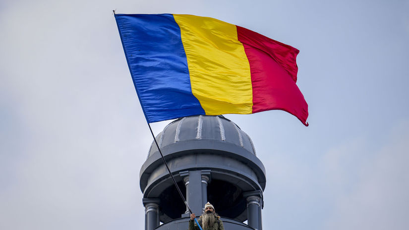 Rumunska vlada prezila hlasovanie o nedovere opozicie