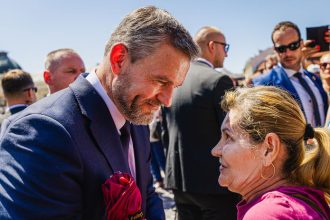 SNS chce radikalne znizit plat prezidenta