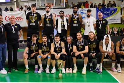 Slovan zhladol mestskeho rivala Praha Revolucia by nastala