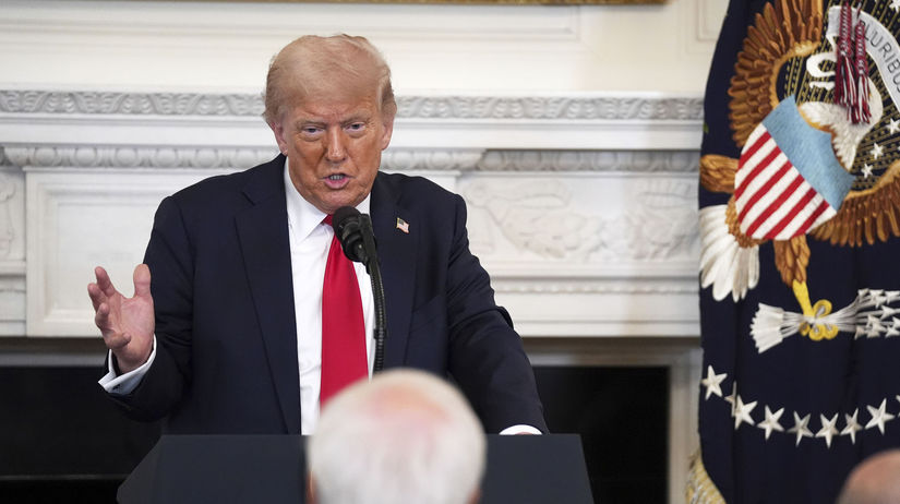 Trump dal Putinovi ultimatum a hrozi clami