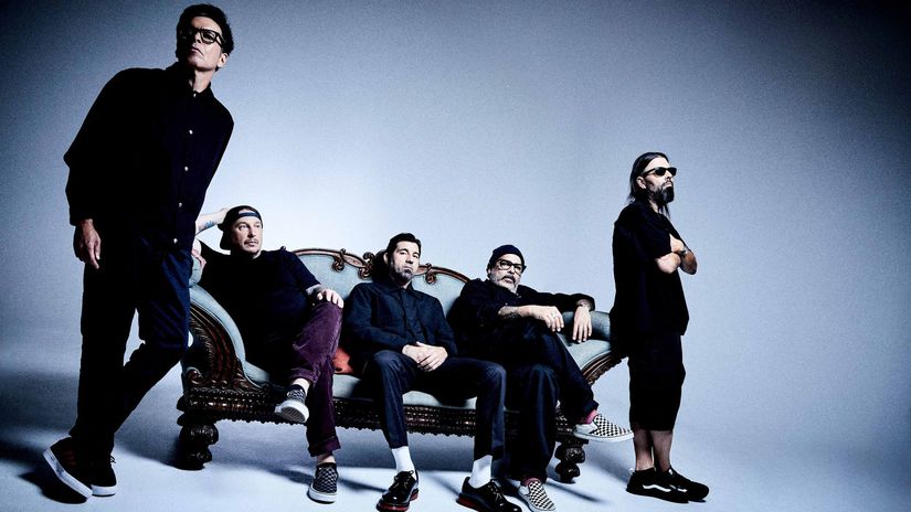 Americki metalisti Deftones vydali desiate studiove album Private Music