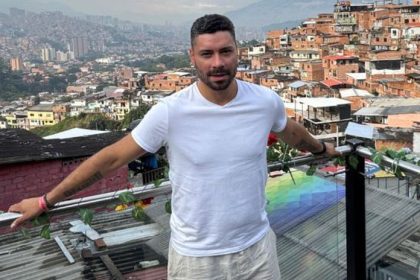 Hanbil sa za svoje korene no vsetko zmenila sprava