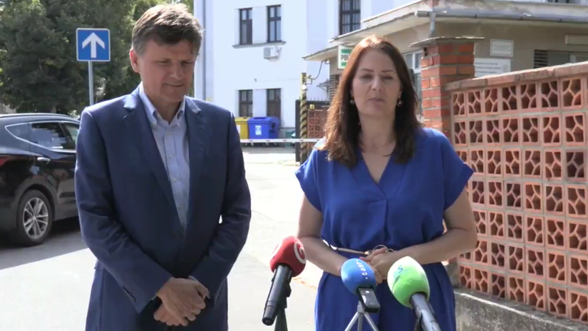 Hlina a Holeckova vypovedali na policii pre ohovaranie