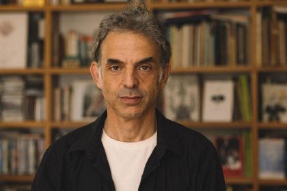 Izraelsky spisovatel Etgar Keret Citime sa ako obete