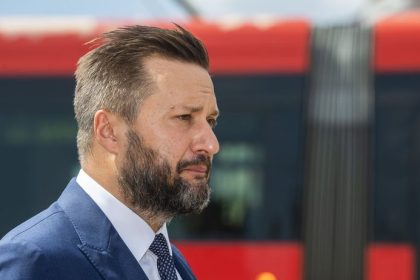 Kandidat na primatora Bratislavy Winkler obvinuje Valla zo zleho hospodarenia Ten sa ostro ohradil