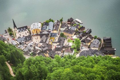 Najabsurdnejsi suvenir Europy Plecovka s cistym vzduchom v horach