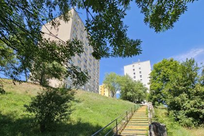 Panelaky na kostiach Kosicke sidlisko na popravisku