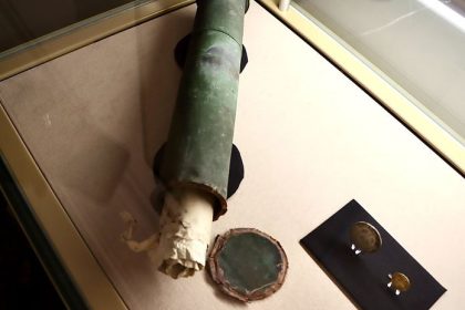 V polsekatedrale objavili najstarsiu casovu schranku