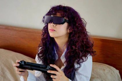 VR okuliare Sentinel vytvoria obraz 180 palcov a su lacne