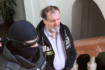 Vysluchom ochrankarov pokracuje proces so strelcom Jurajom Cintulom