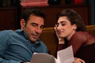 Blaznivo Skvela nova komedia od rezisera Uplnych cudzincov