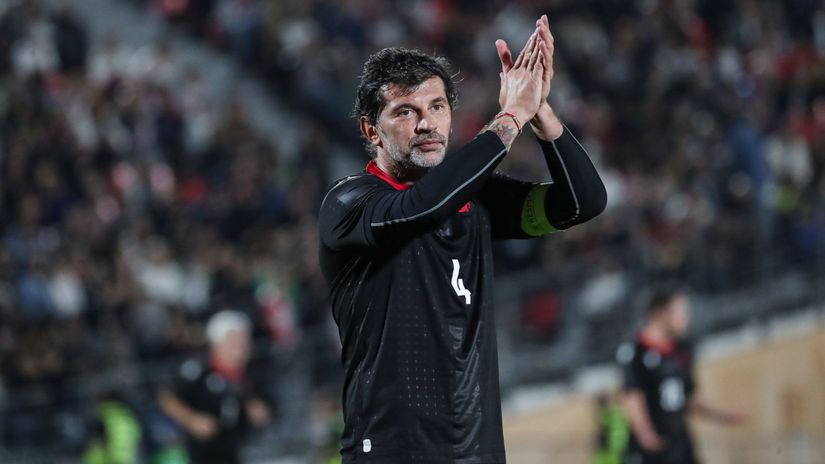 Byvaly futbalista AC Milano a starosta Tbilisi kritizovali Zelenskeho
