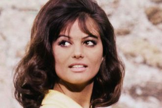 Despoticky manzel nutil ju tajit syna nasla lasku