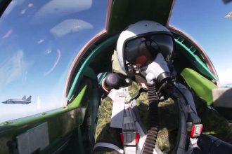 FOTO Bombardery vrtulniky drony a dozor z USA Rusko bieloruske manevre Zapad 2025 na zaberoch