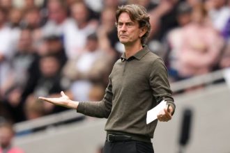 Ked vas lopta trafi do ruky nie je to penalta Trener Tottenhamu chce revolucne zmeny vo futbale