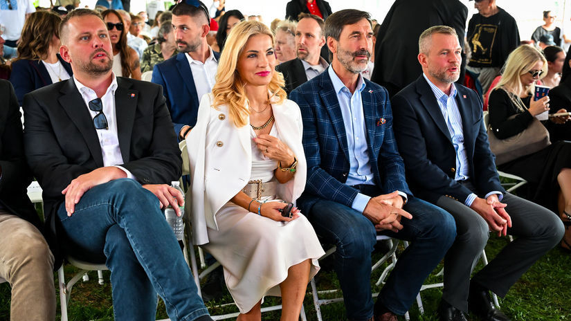 Letela Simkovicova za statne peniaze na Floridu