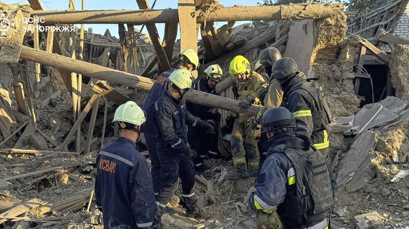 ONLINE Drony leteli na Moskvu na Zaporozie padali bomby FAB Kyjev potrebuje vyrazne viac penazi zratal MMF