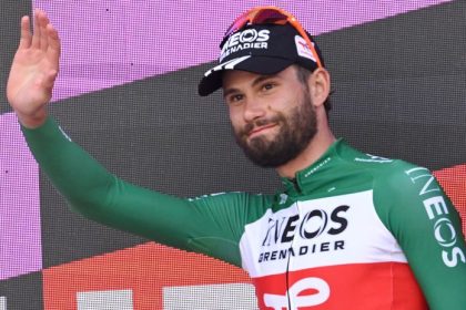 Obavy z protestujucich Ganna ovladol polovicnu casovku na Vuelte Vingegaard udrzal naskok na cele