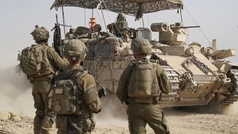 Pozemna ofenziva v Gaze kolony bombardovanie a zufalstvo