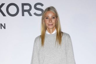 Skuste nosit dlzku odevu ako hviezda