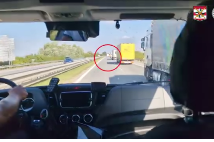 VIDEO Zabery na hrozivu nehodu na dialnici