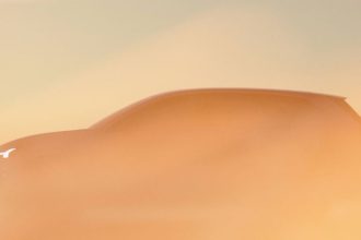 Volvo EX60 Nastupca XC60 ukaze dojazd 700 km