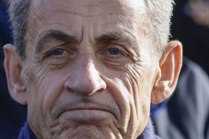 Exprezident Sarkozy ma novu adresu vo vazeni