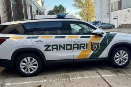 FOTO Zandari idu do ulic s vlastnymi polepmi