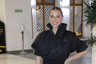 Manzel Cibulkovej po boku inej zeny a predaj mezonetu