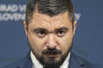 Pavol Gaspar povedal kedy odstupi nehoda ho mrzi Brat za brata je obcianske zdruzenie podla sefa SIS