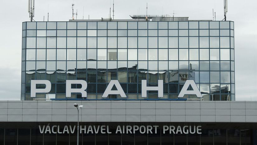 Poplach v Prahe Policia dostala anonymne hlasenie o dronoch