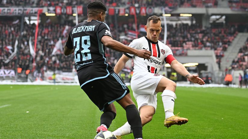 Pozor simulant Ked to spravi nas hrac je to sikovnost ked super je to hanba Nejdeme v tom vsetci