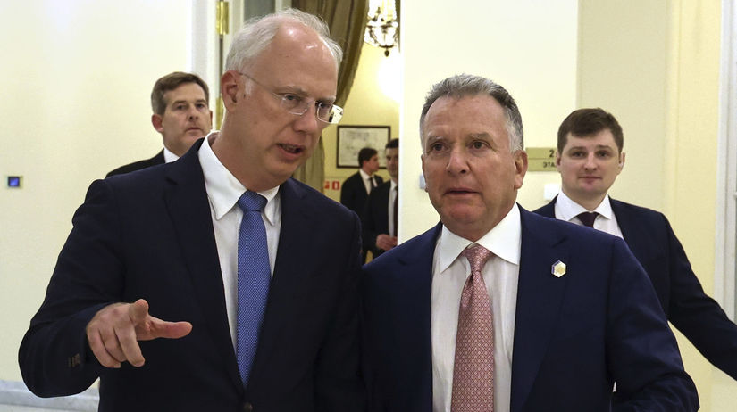 Putin poslal do USA vyjednavaca zachranovat vztahy Trump si totiz mysli ze ho Kremel taha za nos