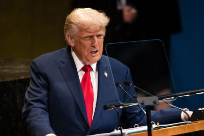 Ziadne stretnutie ale tvrdy uder Trump zrusil summit s Putinom a uvalil obrovske sankcie na ruske ropne giganty