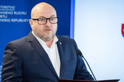 600 tisic eur za stanok v Cine Vlada odvolala Huliakovho tajomnika