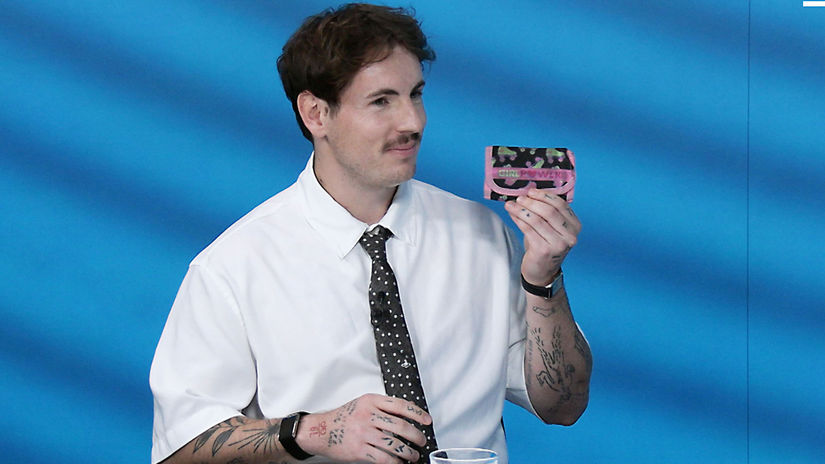 Expl0ited otvorene Ako zbiera nehnutelnosti a hodinky