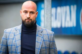 Kmotrikovci su na vrchole bohati Americania cakaju