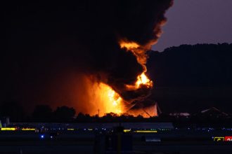 Lietadlo UPS sa zrutilo po starte vybuchlo