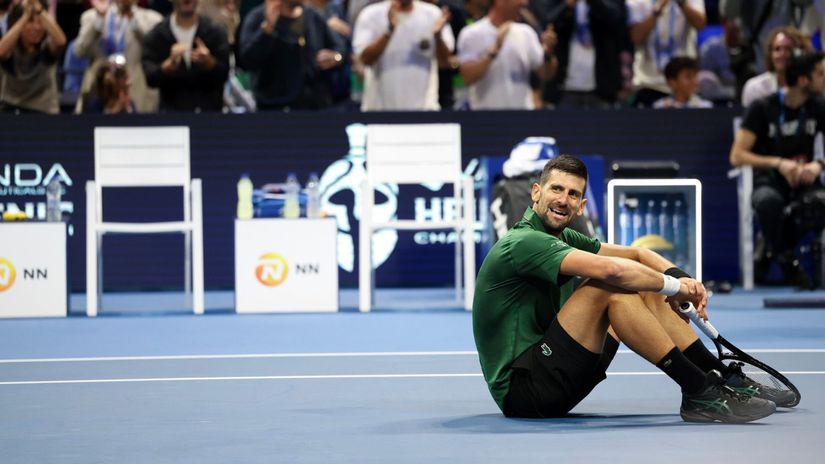 Nezastavitelny Velkolepy Djokovic vyhral dalsie podujatie no odhlasil sa z Turnaja majstrov