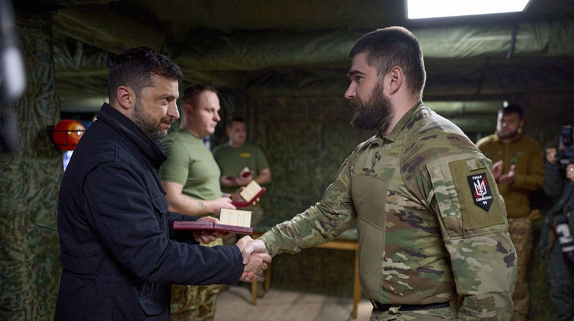 Pad Pokrovska je otazkou dni pise Le Monde Odrezanie logistiky zmenilo situaciu