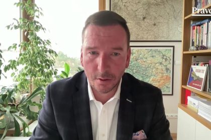 Politolog Kubacek o situacii v Cesku Pavel vstupuje do priestoru kam sa neodvazil ani Zeman Cesi a Slovaci sa znovu zblizia