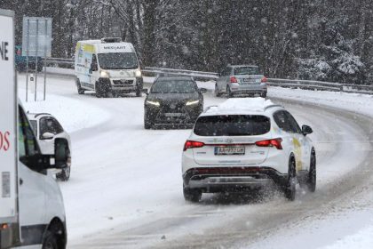 Prva velka kalamita coskoro udrie niektore okresy zasype az 20 cm snehu
