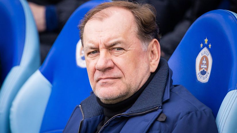 Pytat si Weissov odchod je cez ciaru