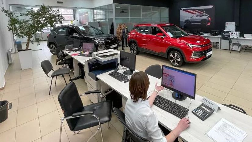 Ruske sny o autobiznise s Cinou sa rozplyvaju