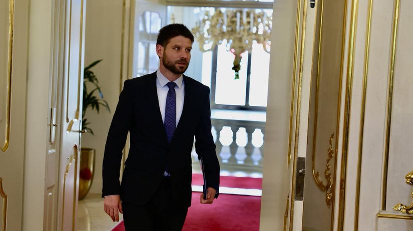 Simecka predstavil tienovych ministrov a pridelil im ulohy